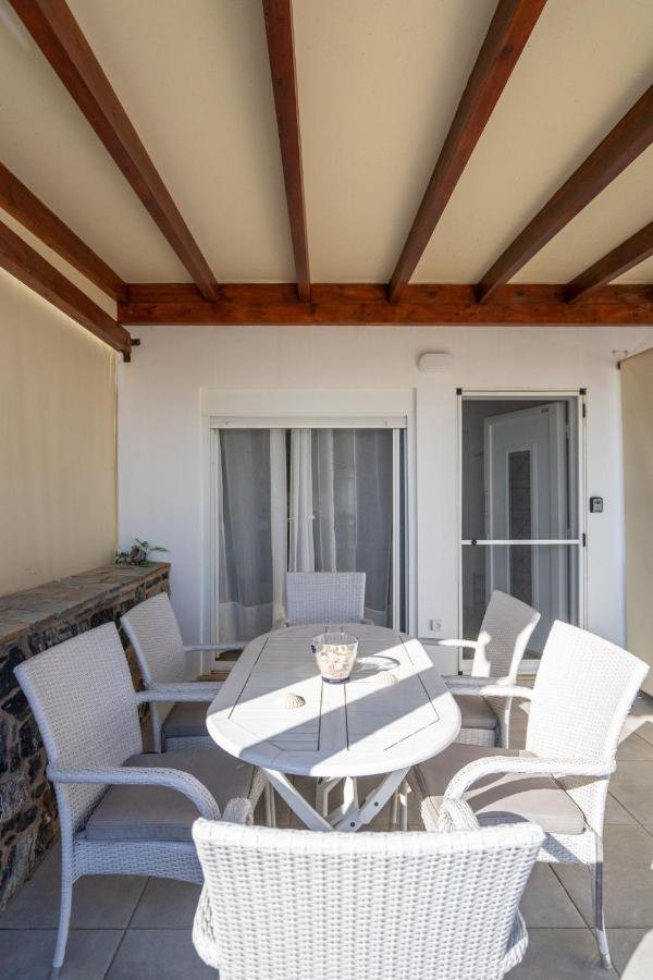 Villa Blue Coast House à Goudhouros Extérieur photo